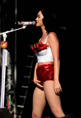 Katy Perry Grabbing Her Crotch