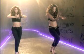 Beyonce + Shakira Sexy Belly Dancing Plot – Beautiful Liar