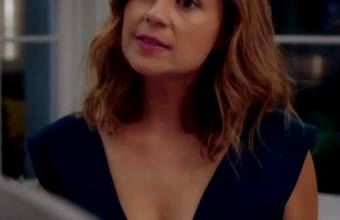 Jenna Fischer – Pam Pam & Her Pam Pams In ‘Splitting Up Together’