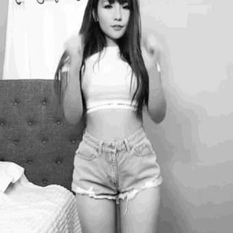 ItsEunChae dancing like a k-pop star, sexy Korean babe with hot legs, thighs, and hips