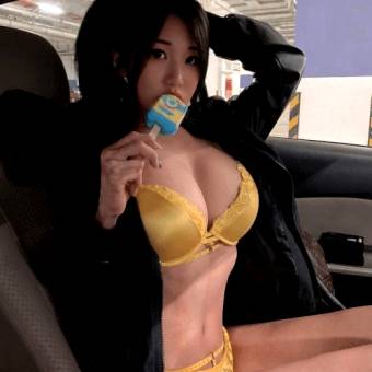 Malaysian Beauty Mammoth Sized Boobs Eating A Popsicle Animation