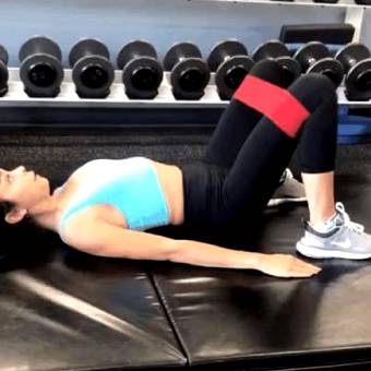 Sarah Hyland Working Out