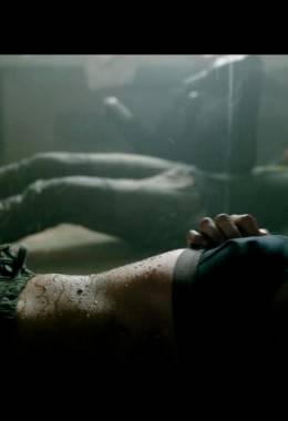 Kristen Stewart All Wet In Underwater