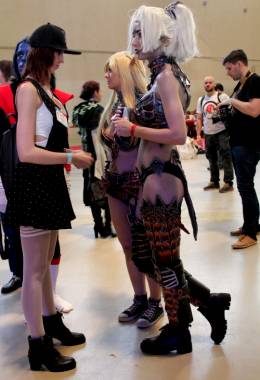 Lineage II Elves At Moscow Comic Convention